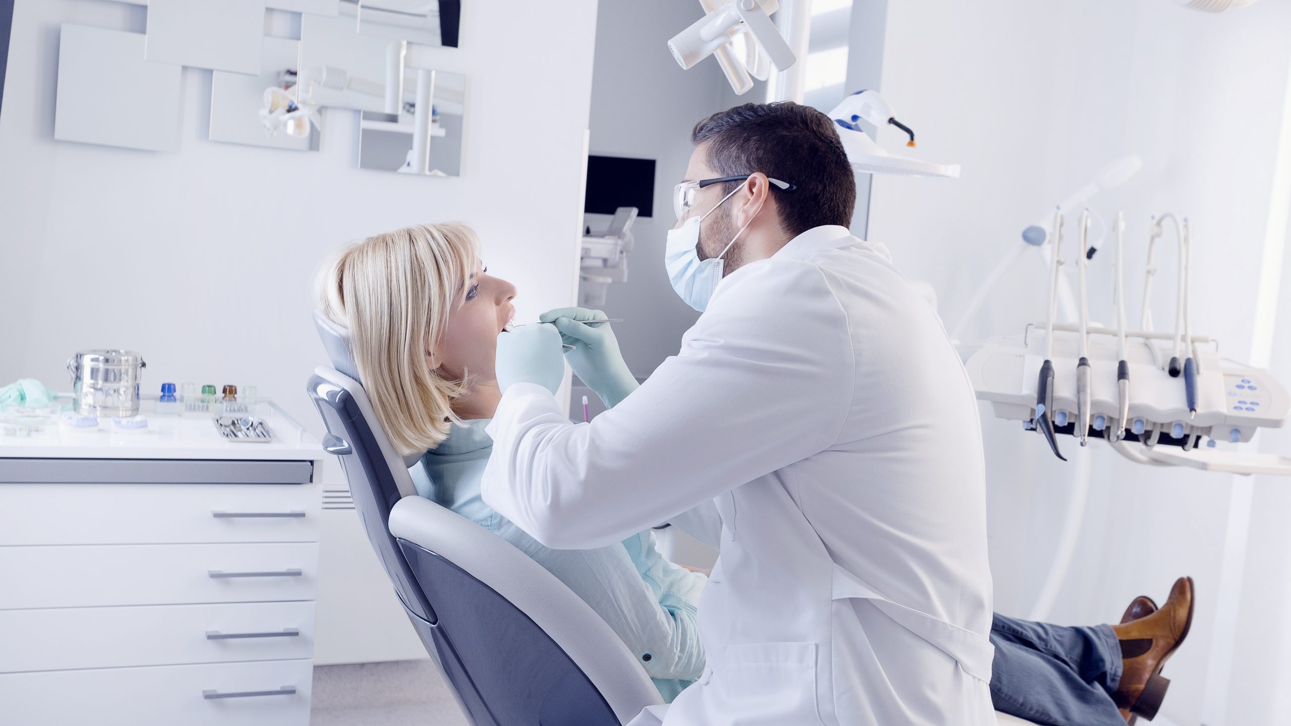 Dentist in Washington, IL